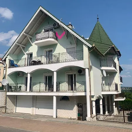 Apartment Elmira